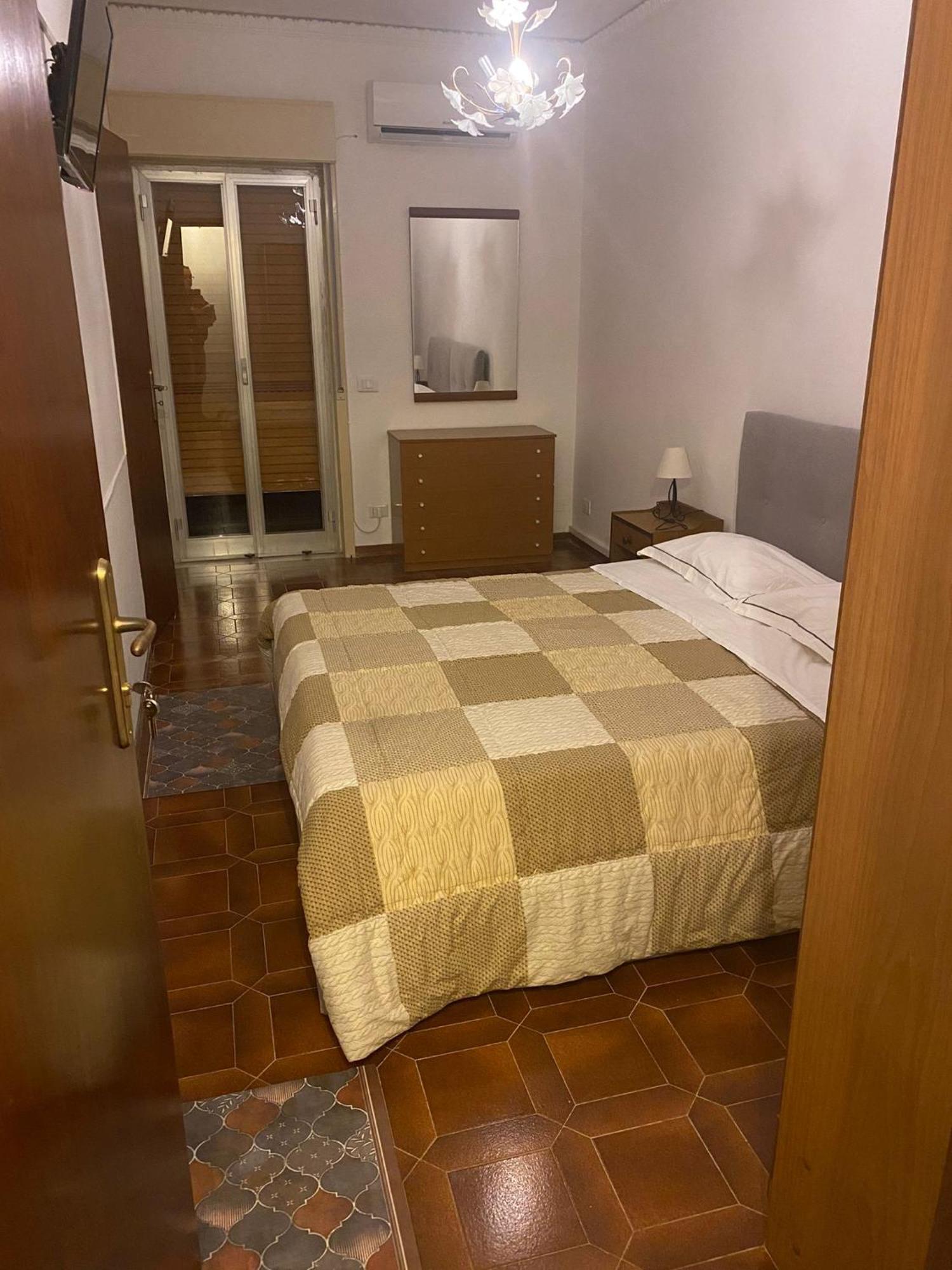 Mi 'Ffaciu E Mi Ricriu Casa Vacanze Castelmola Ngoại thất bức ảnh